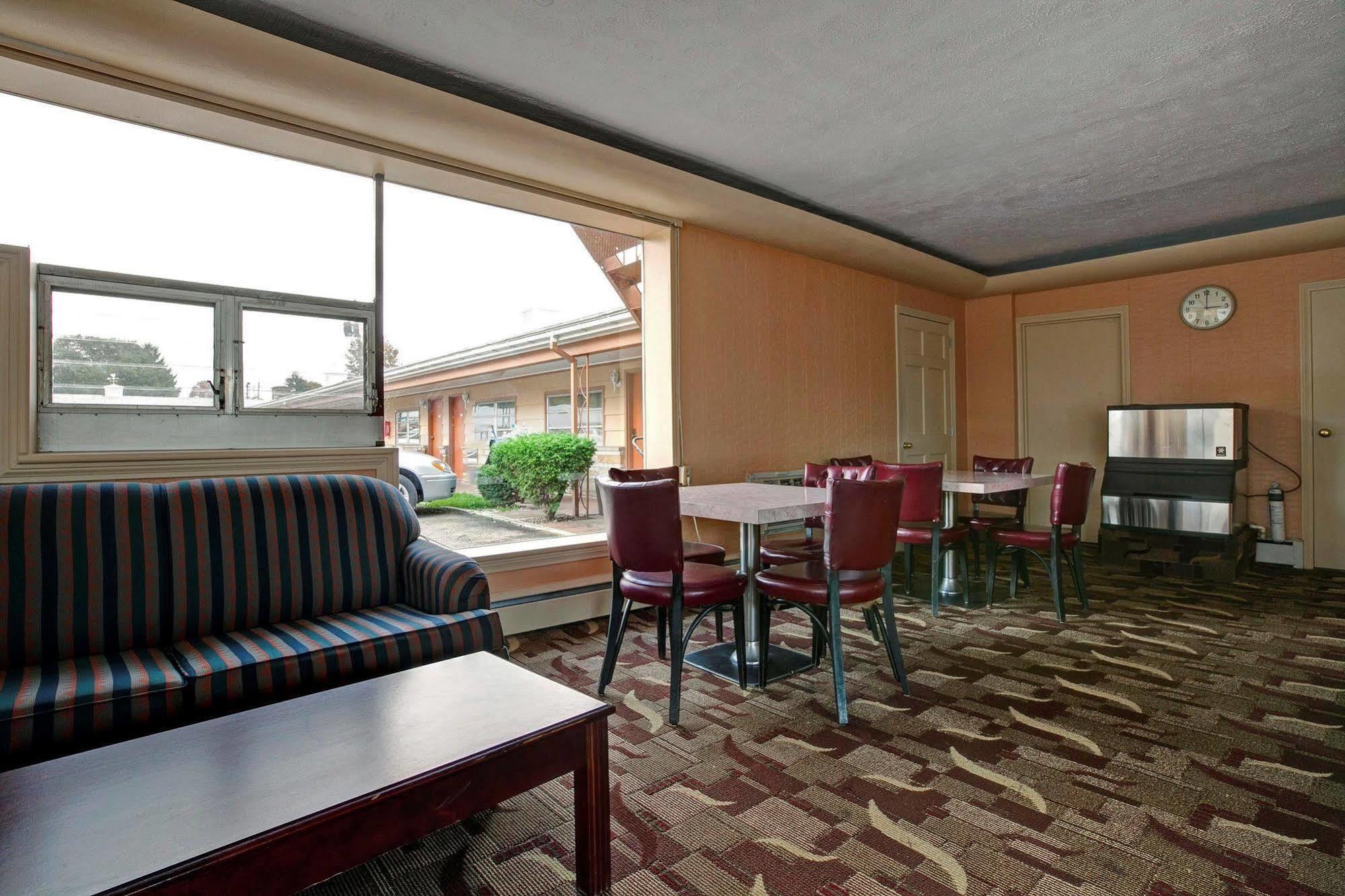 Americas Best Value Inn Bradford Restaurang bild
