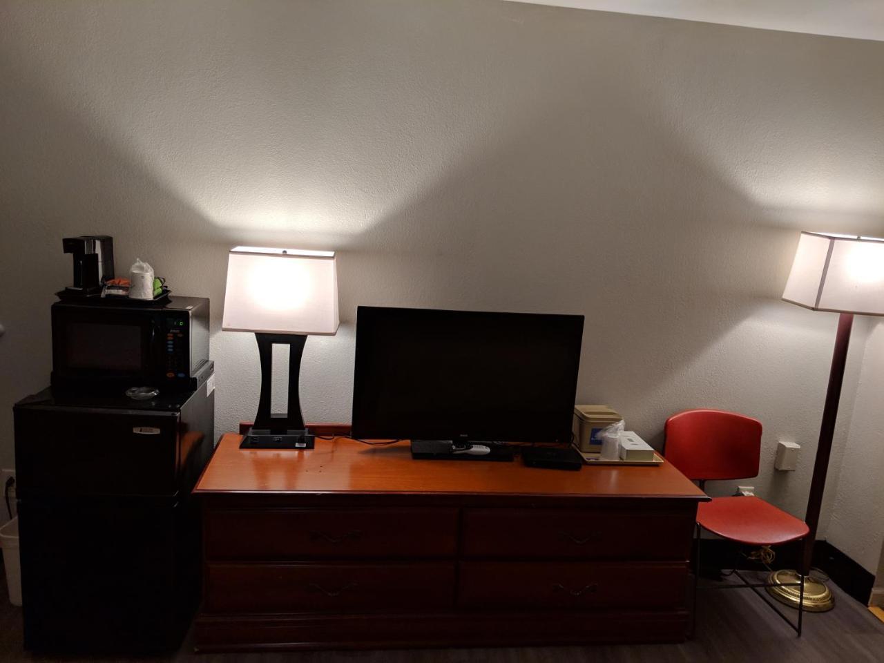 Americas Best Value Inn Bradford Exteriör bild